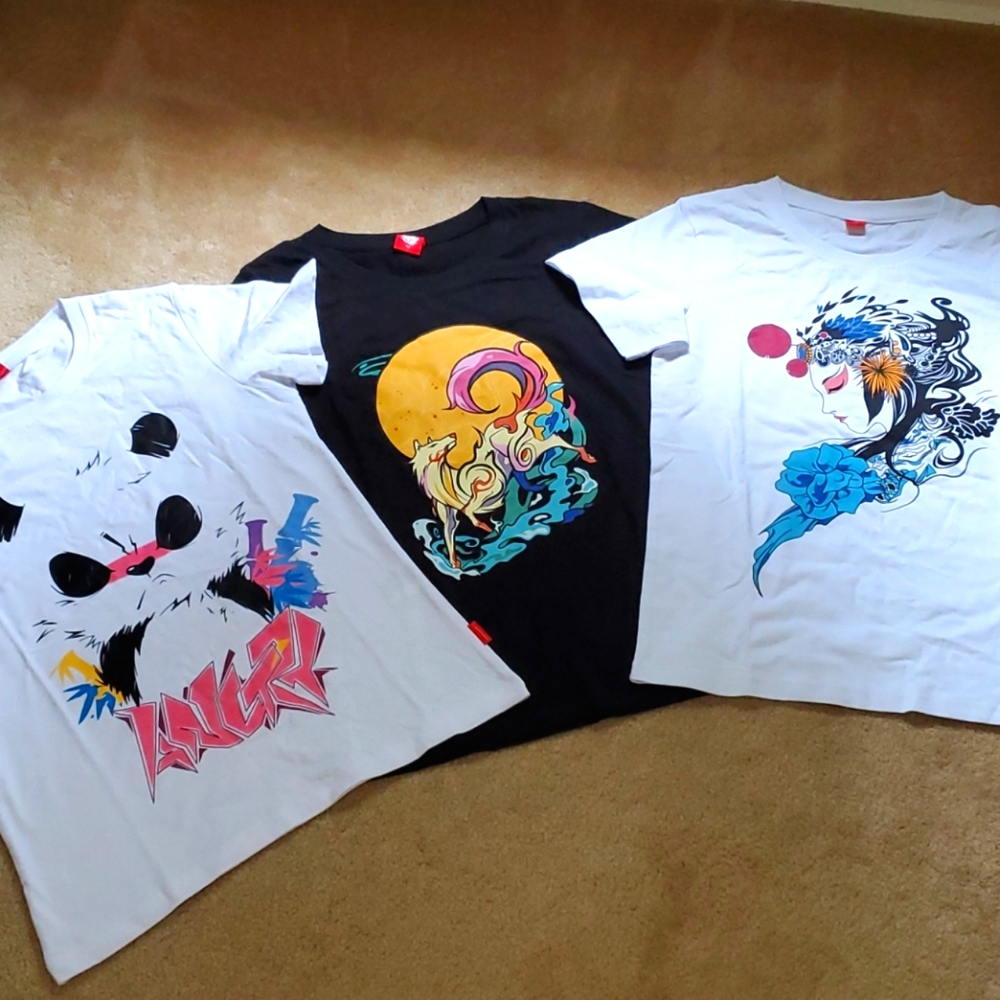 NWOT Bundle of 3 graphic t-shirts